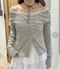 Kastane オフショルダー ボーダー 長袖のサムネイル