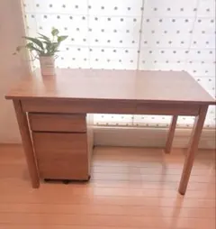 無印良品　無垢材　オーク材　木製デスク　学習机（左下の引き出しはつきません）のサムネイル