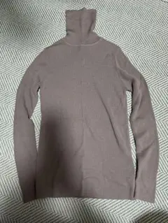 ユニクロ UNIQLO エクストラファインメリノリブタートルネックセーターＬ