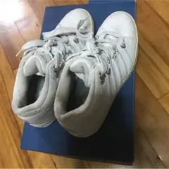 K・SWISS 靴のサムネイル