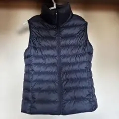 ユニクロ　ダウンベスト