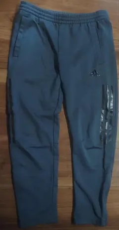 T*な様 adidas スウェット　キッズ　150 ズボン　ジャージ