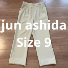 jun ashida とろみストレートパンツ ベージュ ポケットあり 即購入okのサムネイル