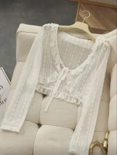 ホワイト フリル付き長袖カーディガン