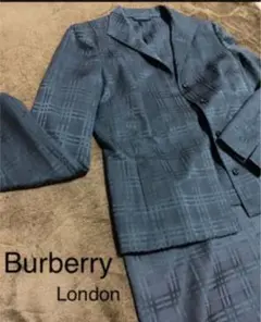 Burberry  スーツ　レディース
