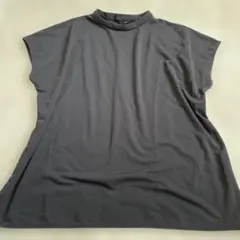 UNIQLO ブラック ハイネック Tシャツ M