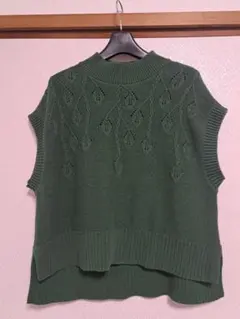 【SELF+SERVICE】 ニットベスト グリーン Lサイズ