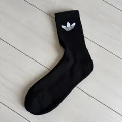 adidas ブラック クルーソックス