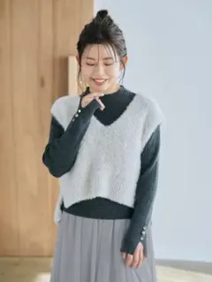 COHINA ラメフェザーVネックニットベスト ライトグレー