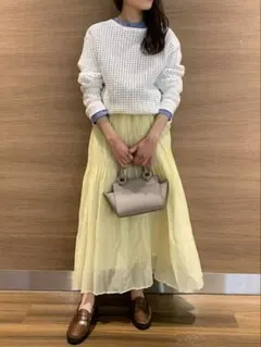 レモンクリーム色 ロングスカート