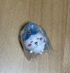 ちいかわ ビスケット マスコットキーホルダー　ハチワレ