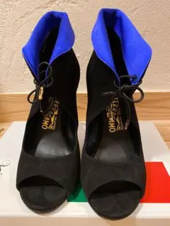 【希少】Ferragamo オープントゥブーティのサムネイル