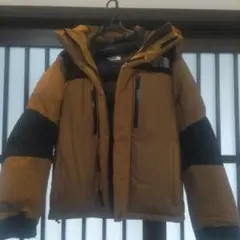 THE NORTH FACE フード付きダウンジャケット