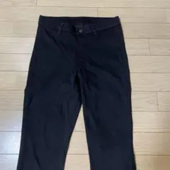 黒 UNIQLOスキニーパンツ