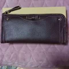 エ*タ様 marie claire ダークパープル レザー 長財布 牛革のサムネイル