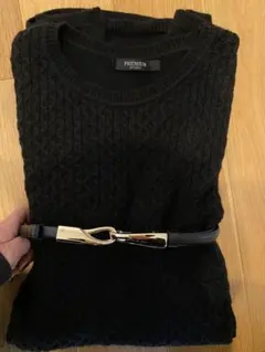 美品☆プレミアムバイビッキー　ニットワンピース　黒のサムネイル