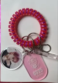 ロッカーキー風キーホルダー 超特急 シューヤ