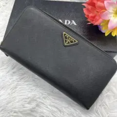 美品✨プラダ　長財布　ラウンドファスナー　三角ロゴ　レザー　サフィアーノ 黒
