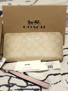 COACH 長財布 ベージュ　中はピンク☆アウトレット