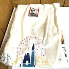 新品　東京ディズニーランド　ミッキーとシンデレラ城柄　半袖　Tシャツ　140のサムネイル