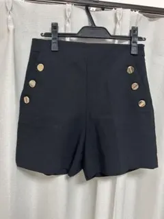 ZARA ハイウエストショートパンツ