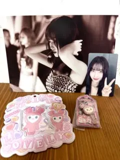 TWICE モモ/キーホルダー/ポストカード/MOVELYカードホルダー/トレカ