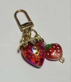 ✴結✴さま専用　いちごチャーム赤