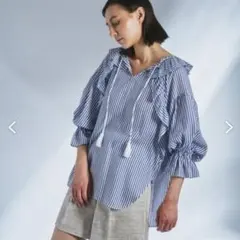 GRACE CONTINENTAL ストライプ フリルシャツ