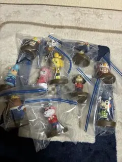 どう森キャラクター フィギュア 12体セット あつまれどうぶつの森 アミーボ フィギュア 12体セット - メルカリ