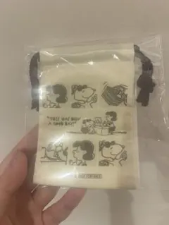 スヌーピー　ミニ巾着