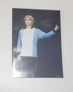 Item thumbnail for item 3f1dce26-0fc2-40eb-8bf6-3dbb76a25c73