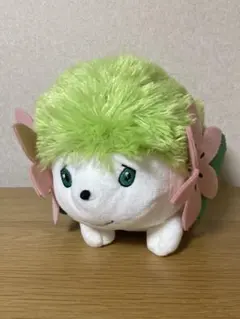 ポケモン シェイミ ぬいぐるみ ランドフォルムのサムネイル