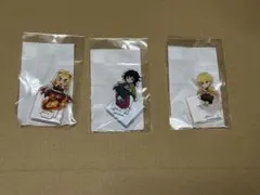 鬼滅の刃　ちょこんとのっかりアクリルスタンド　煉獄杏寿郎　冨岡義勇　我妻善逸