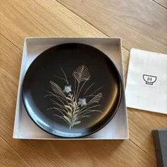 漆器 菓子器 喰籠 桔梗とススキ蒔絵 黒塗　川連漆器