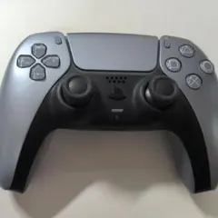 PS5用 DualSense ワイヤレスコントローラー スターリング シルバー…