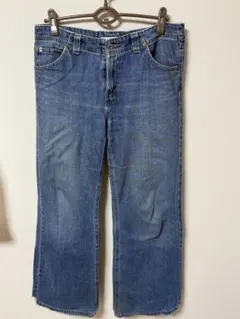 Item thumbnail for item 34b2fb1a-76b5-4ff9-8aa8-59a531fa3770