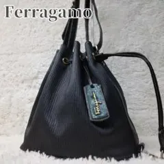 サルヴァトーレ フェラガモ 巾着 ショルダーバッグ レザー 型押し 総柄 黒