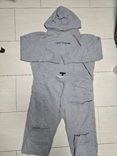 TOMMY HILFIGER スウェットセットアップ