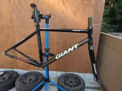 ロードバイク　ジャイアント　GIANT OCR3300 希少品 ロードバイク ジャイアント GIANT OCR3300 希少品 2025年最新