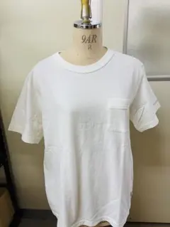 【売り切り希望】新品未使用‼️POLEWARDS Tシャツ ポケット 白 ロゴ入りのサムネイル