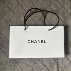 シャネルのショップ袋