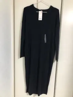【新品未使用品】UNIQLOニットワンピース　Mサイズ