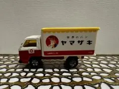 当時物　トミカ ヤマザキパン トラック Y215