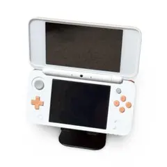 Newニンテンドー2DS LL ホワイト×オレンジ