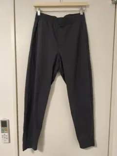 UNIQLO ウルトラストレッチアクティブジョガーパンツ