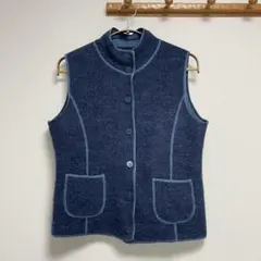 リバーシブル　ニットベスト 黒ブルー系