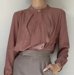 アクアガレージ☆スカーフタイブラウス 　ボウタイ　小紋柄