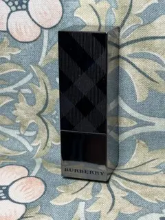 BURBERRY KISSES ヌードベージュNo.1 バーバリーのサムネイル