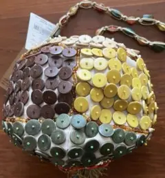 Item thumbnail for item 5881193f-db0c-439d-852b-a43b598e7c5e