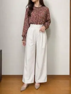 ホワイトワイドパンツ ハイウエスト